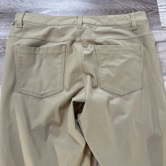 Lululemon Commission Pant Slim Fit Khaki Beige Size 31 Men’s ABC Tech Pocket - Picture 7 of 9